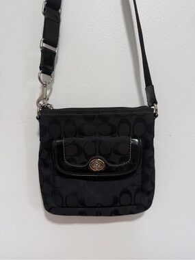 Vintage Coach Black Signature Crossbody Bag
